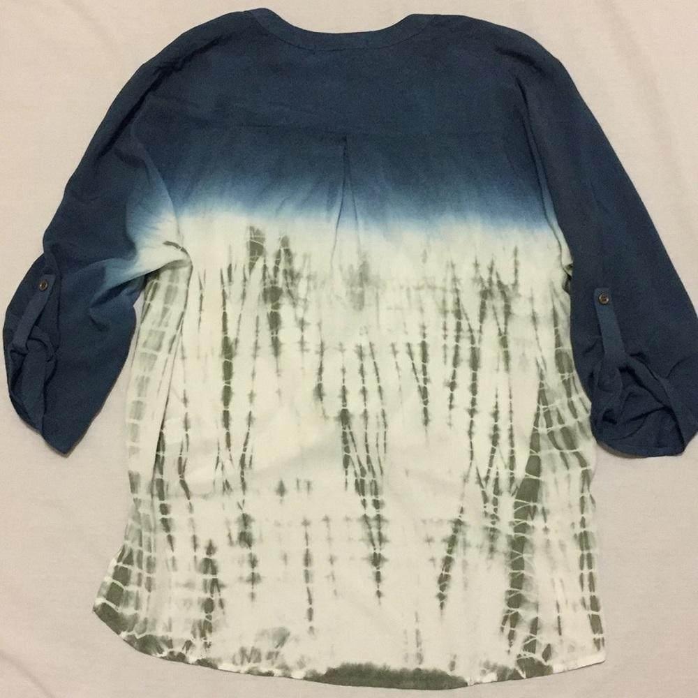 She + Sky Tie Dye Blouse - Picture 6 of 8